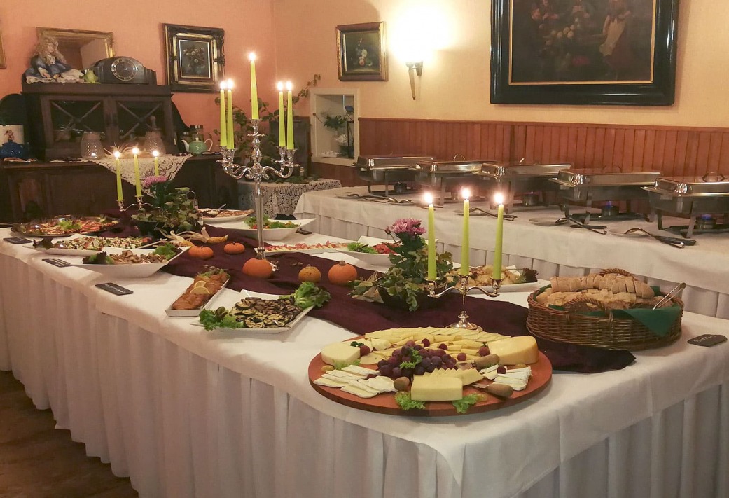 Catering und Buffet in unserem Veranstaltungsraum